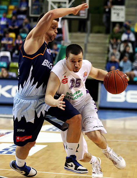 己的进球纪 己的进球纪